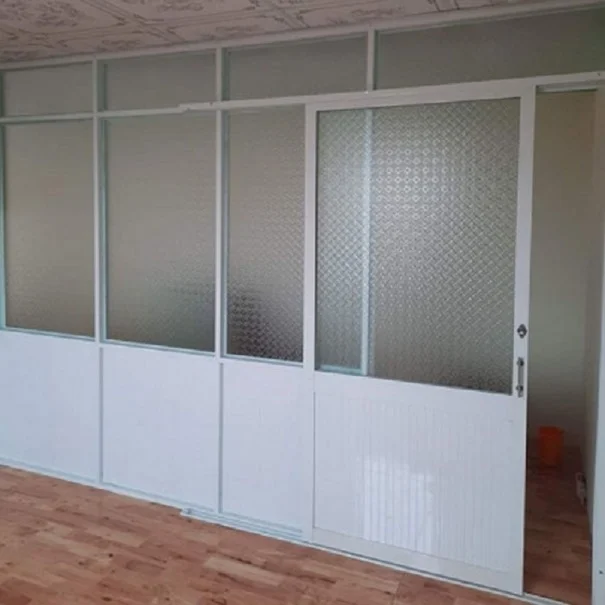 Nhôm kính giá rẻ 2
