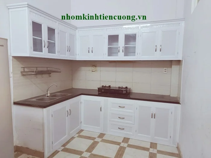 Cửa hàng nhôm kính tân bình 1