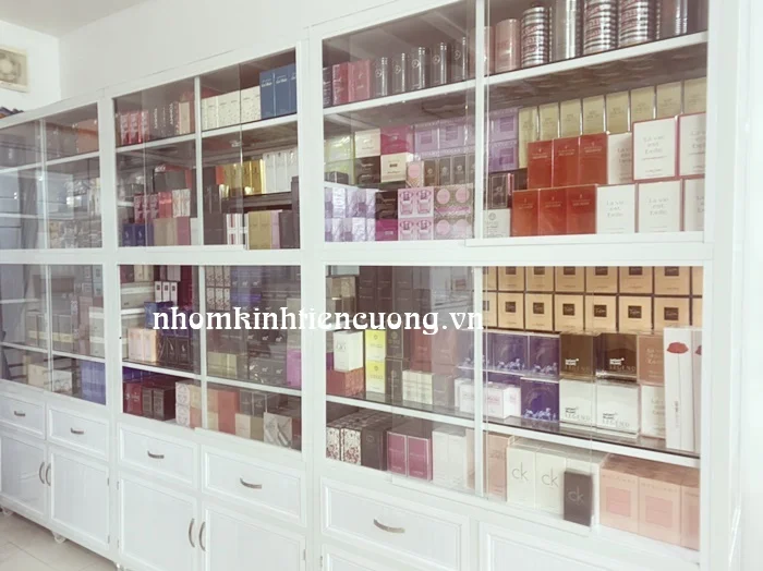 Mẫu tủ bán hàng nhôm kính 1