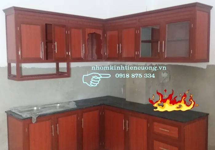 Tủ bếp nhôm kính vân gỗ 3