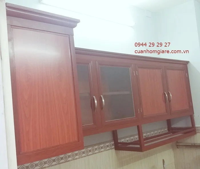 Báo giá tủ bếp nhôm kính vân gỗ 2