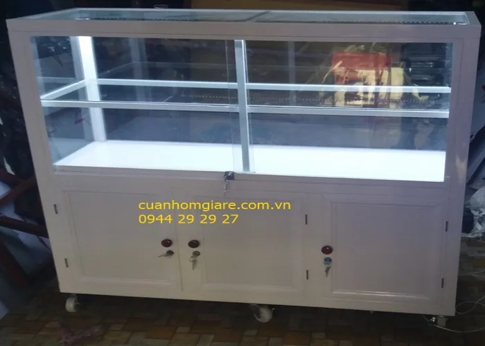 Bán tủ kính bán hàng 3