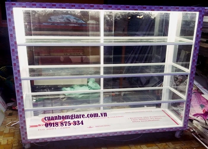 tu-kinh-ban-hang-an-bi-quyet-giu-ve-sinh-an-toan-thuc-pham