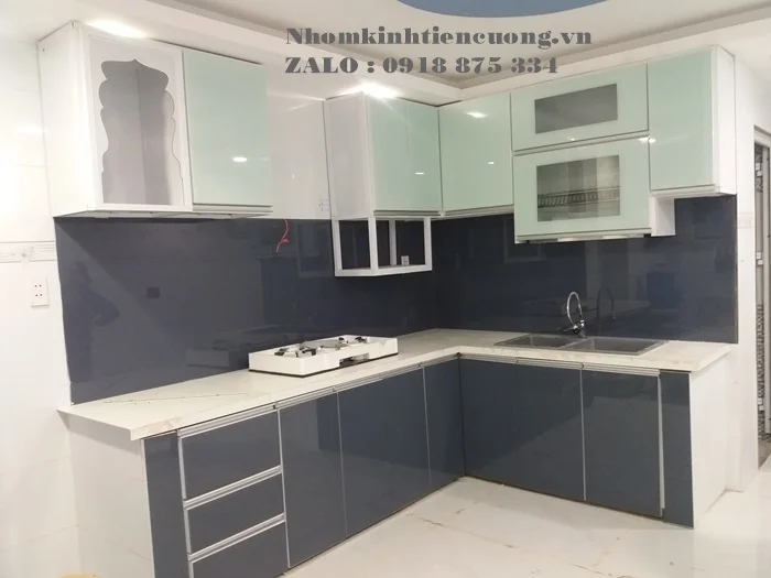 Tủ bếp nhôm kính giá bao nhiêu 1