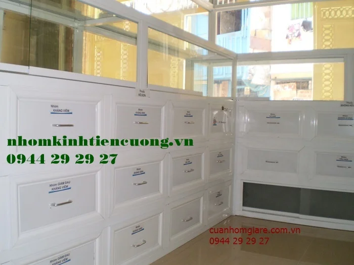 Tủ đựng thuốc tây 3