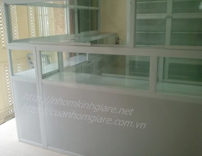 Tủ đựng thuốc tây 1