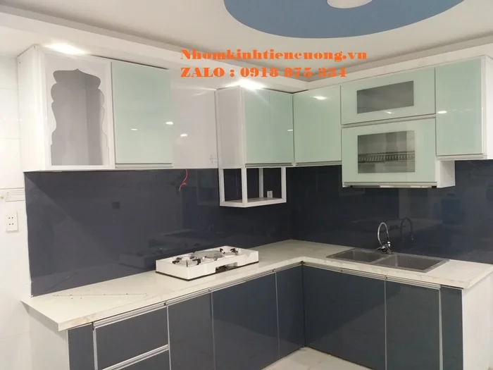 Tủ bếp nhôm kính giá rẻ TP Hồ Chí Minh 3
