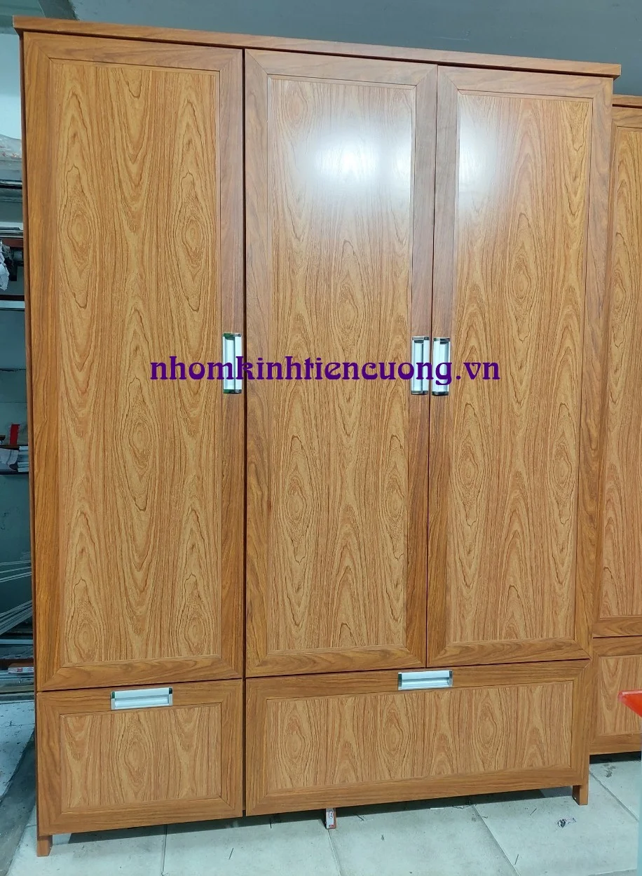 Tủ quần áo bằng nhôm kính đẹp 2