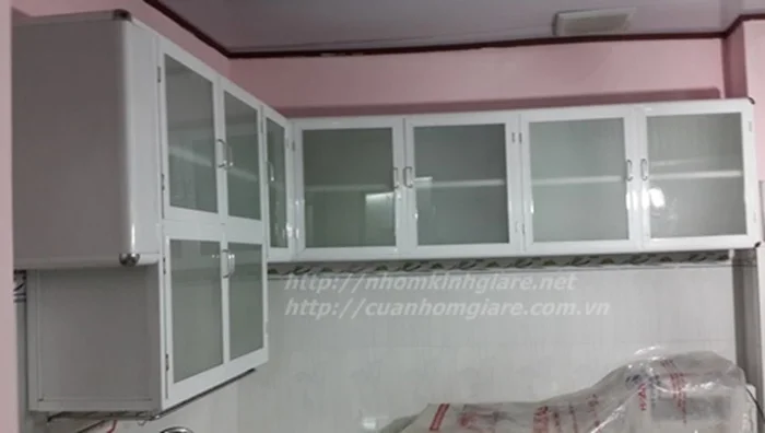 Tủ bếp nhôm kính giá rẻ 2