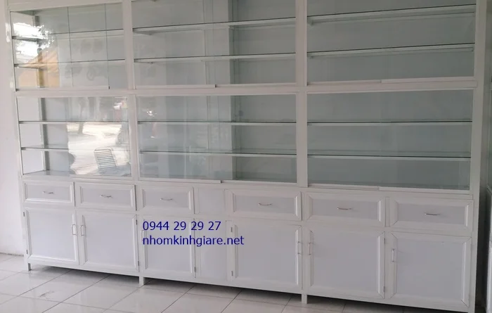 Mẫu tủ thuốc tây nhôm kính đẹp 1