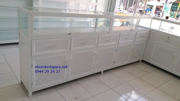 Những mẫu tủ thuốc tây đẹp 2