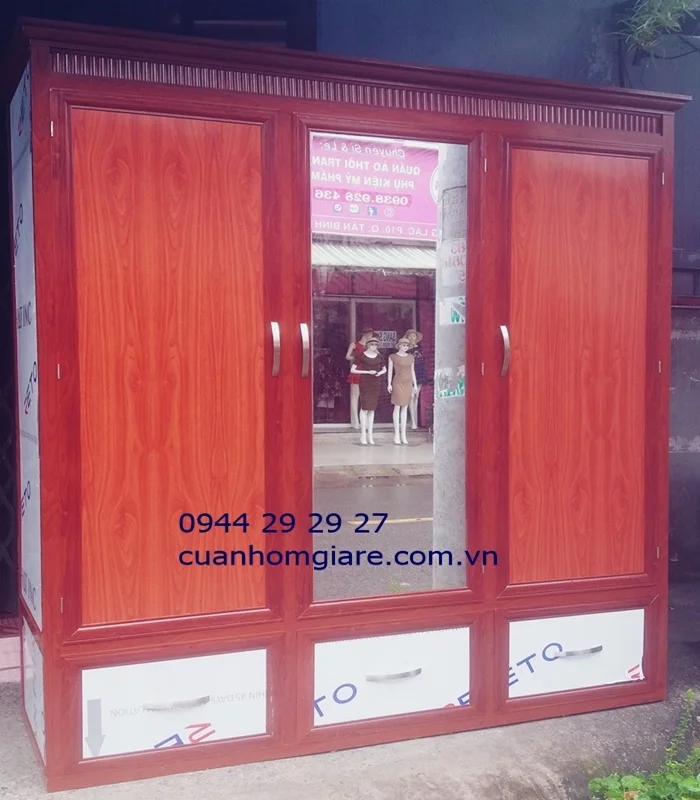 Tủ nhôm kính đựng quần áo giá rẻ 2
