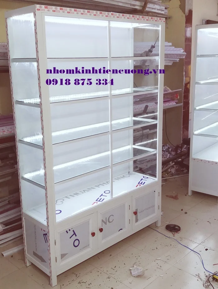 Mua tủ kính bán hàng 2