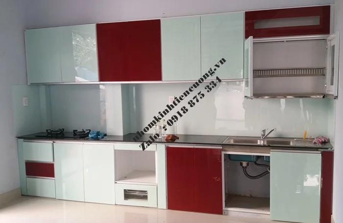 Có nên làm tủ bếp nhôm kính không?3