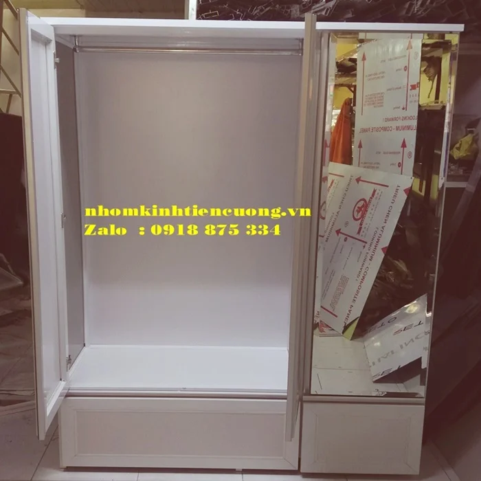 Làm tủ quần áo bằng nhôm kính 2