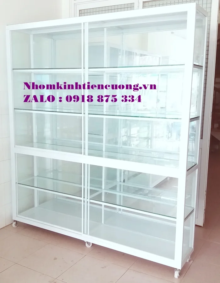 Mẫu tủ nhôm kính bán hàng đẹp 3