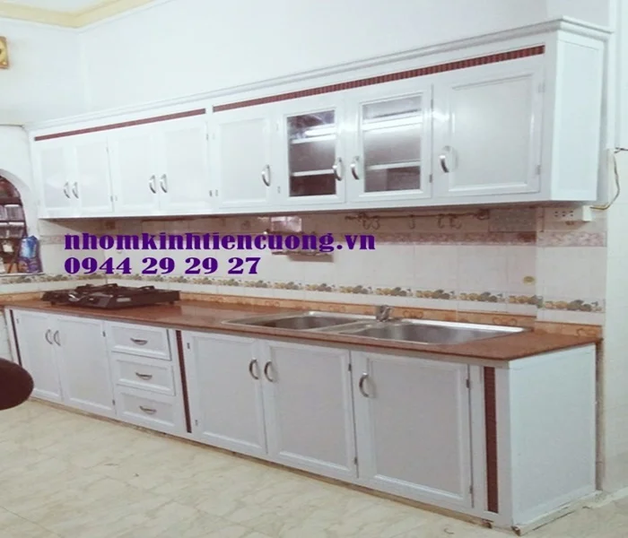 Tủ bếp nhôm kính sơn tĩnh điện 3