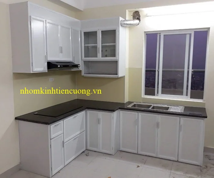 Có nên làm tủ bếp nhôm kính không?2