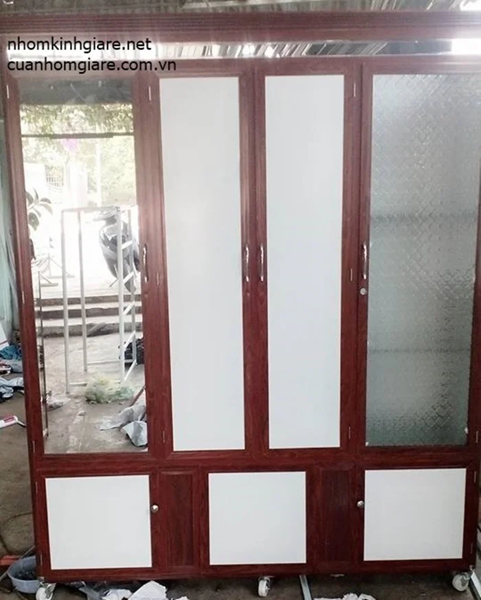 Tủ quần áo 4 buồng nhôm kính 3