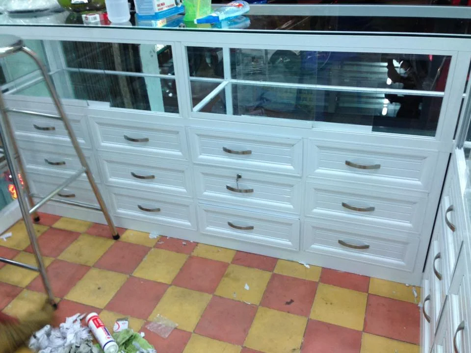 Mẫu tủ bán thuốc tây 3