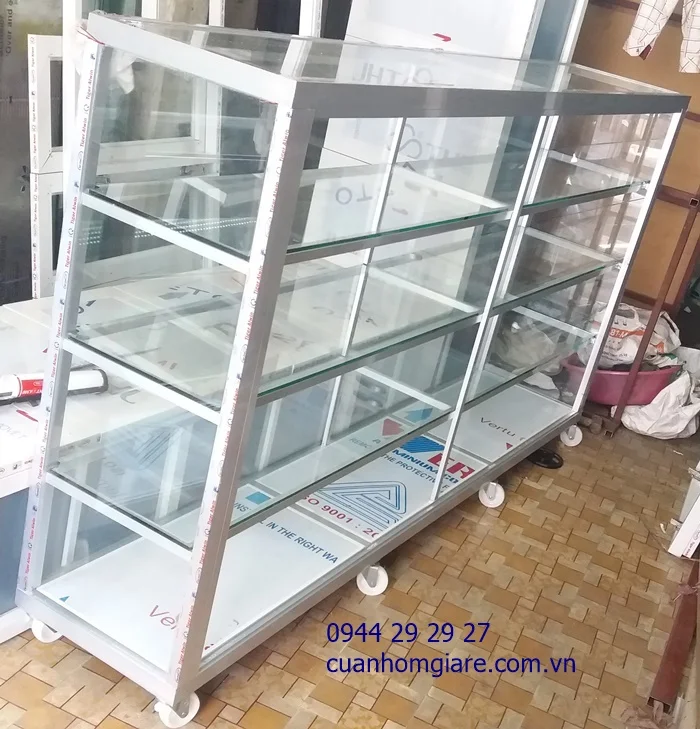 Tủ nhôm kính bán hàng 1