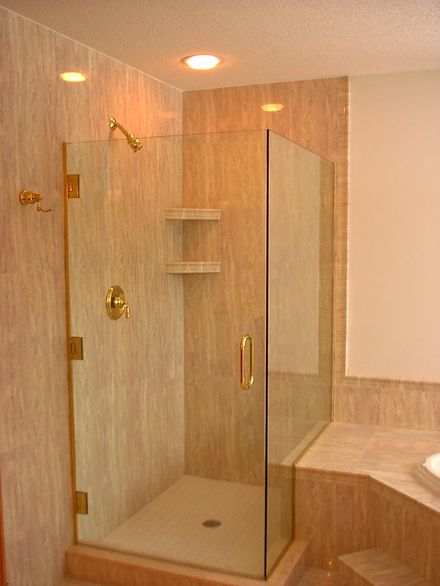 Phòng tắm kính cường lực